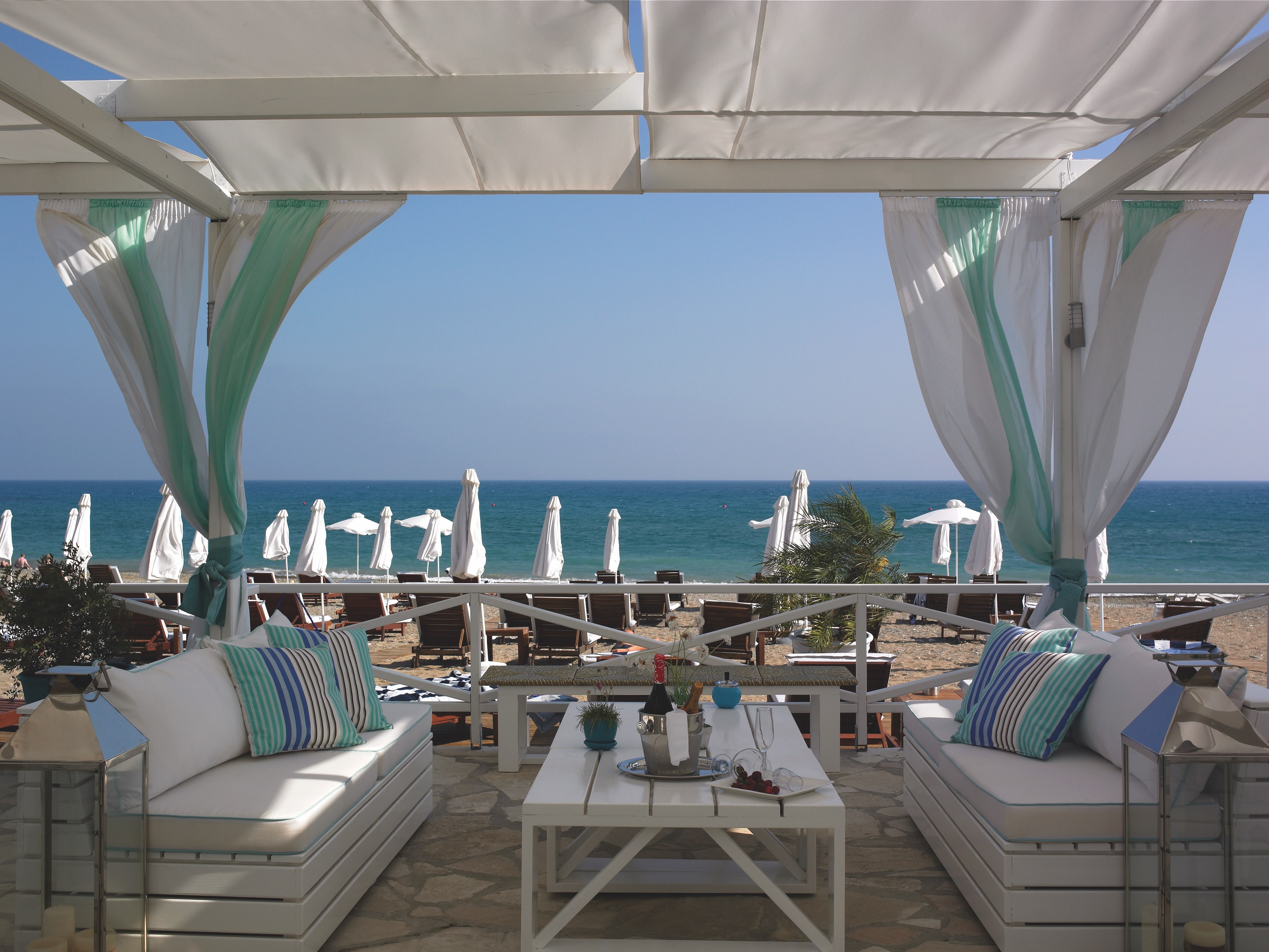 Aphrodite Hills Hotel