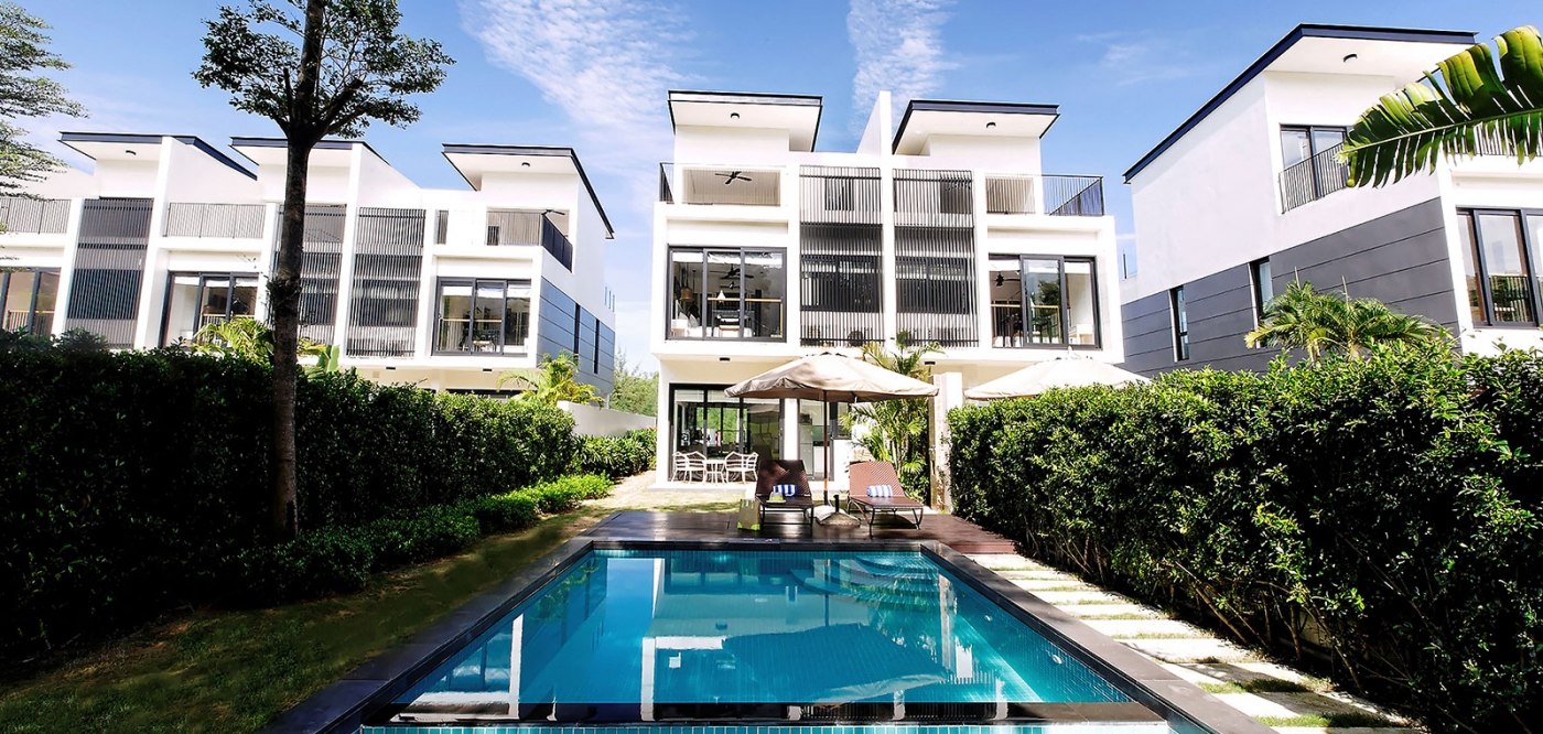 Laguna Park Townhouses 