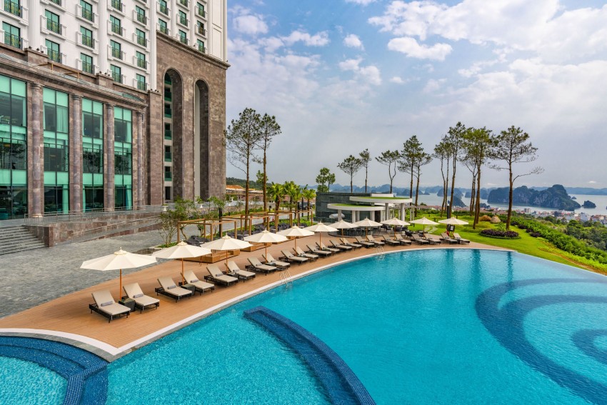 FLC Halong Bay Golf Club & Luxury Resort