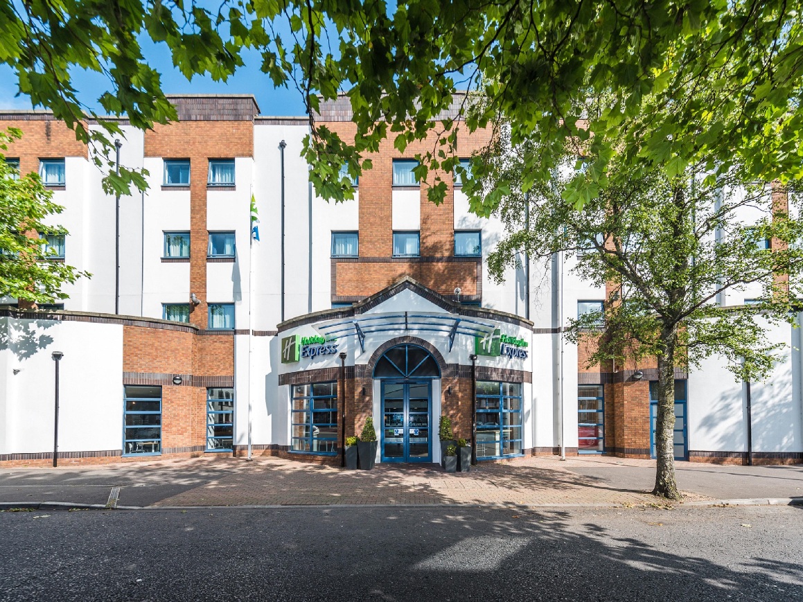 Holiday Inn Express Belfast City by IHG