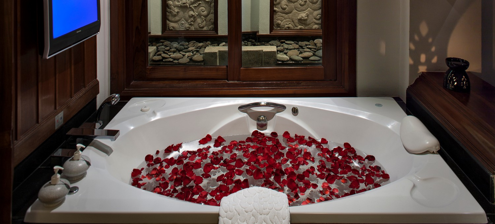 RatiLanna Riverside Spa Resort