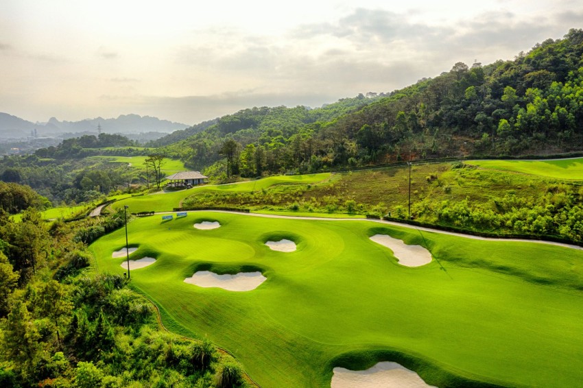FLC Halong Bay Golf Club & Luxury Resort