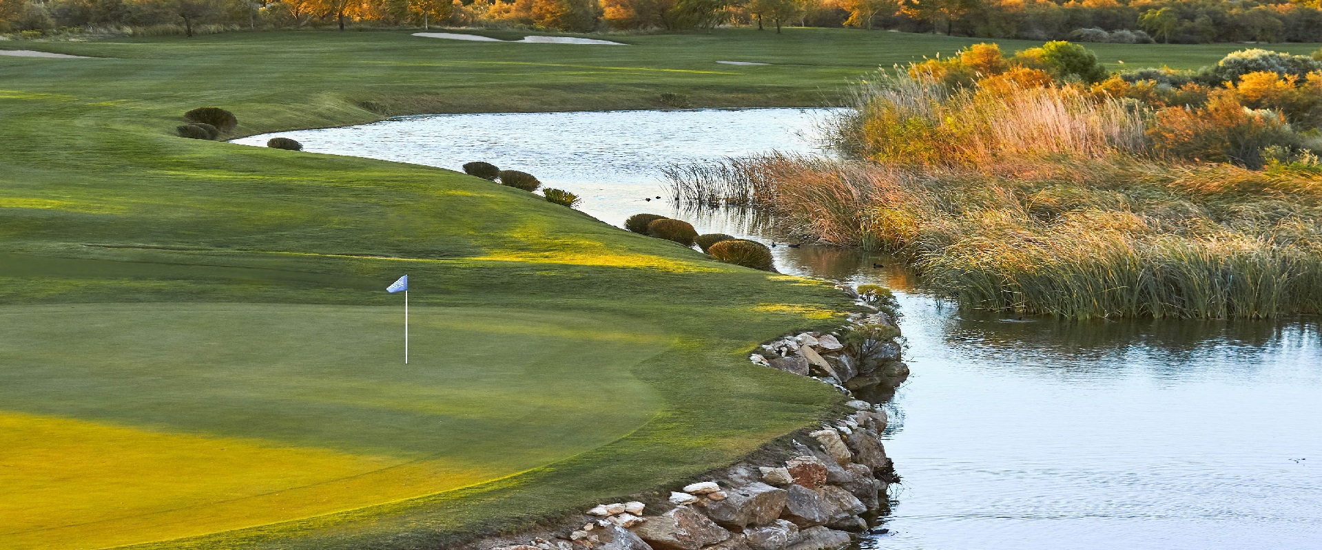 Infinitum Lakes Course