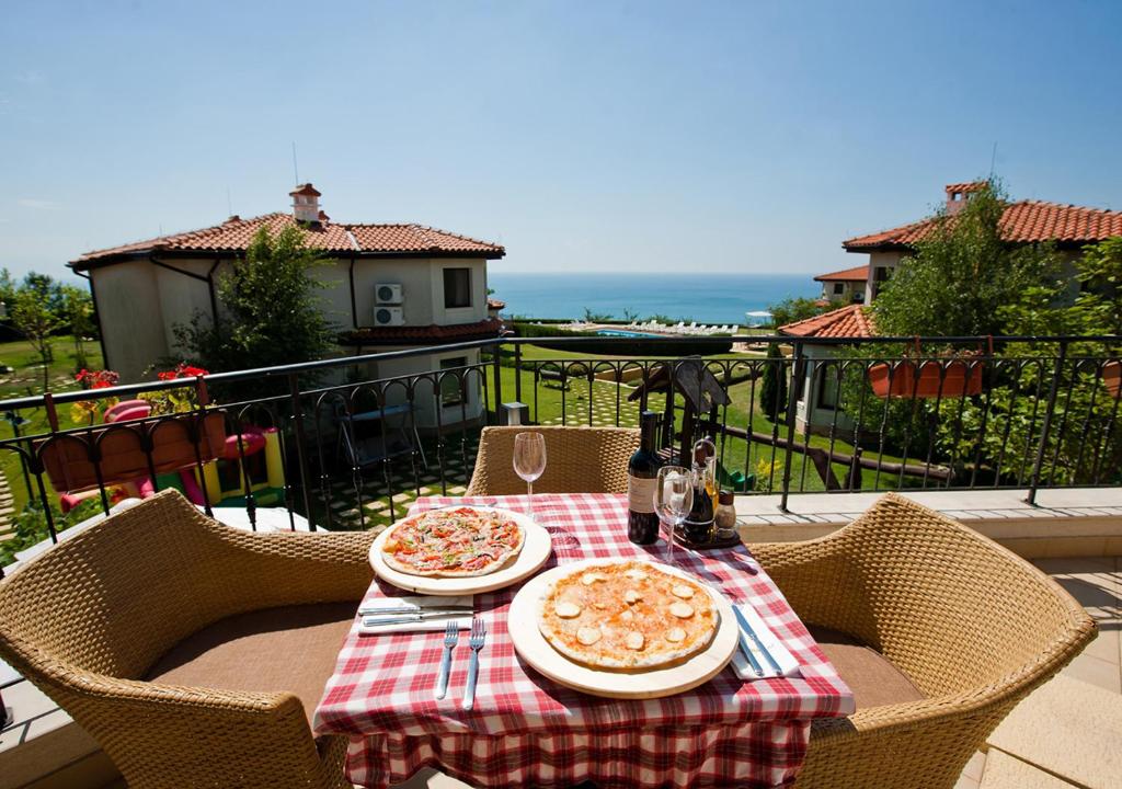 BlackSeaRama Golf Resort I 5 Gf I Hb