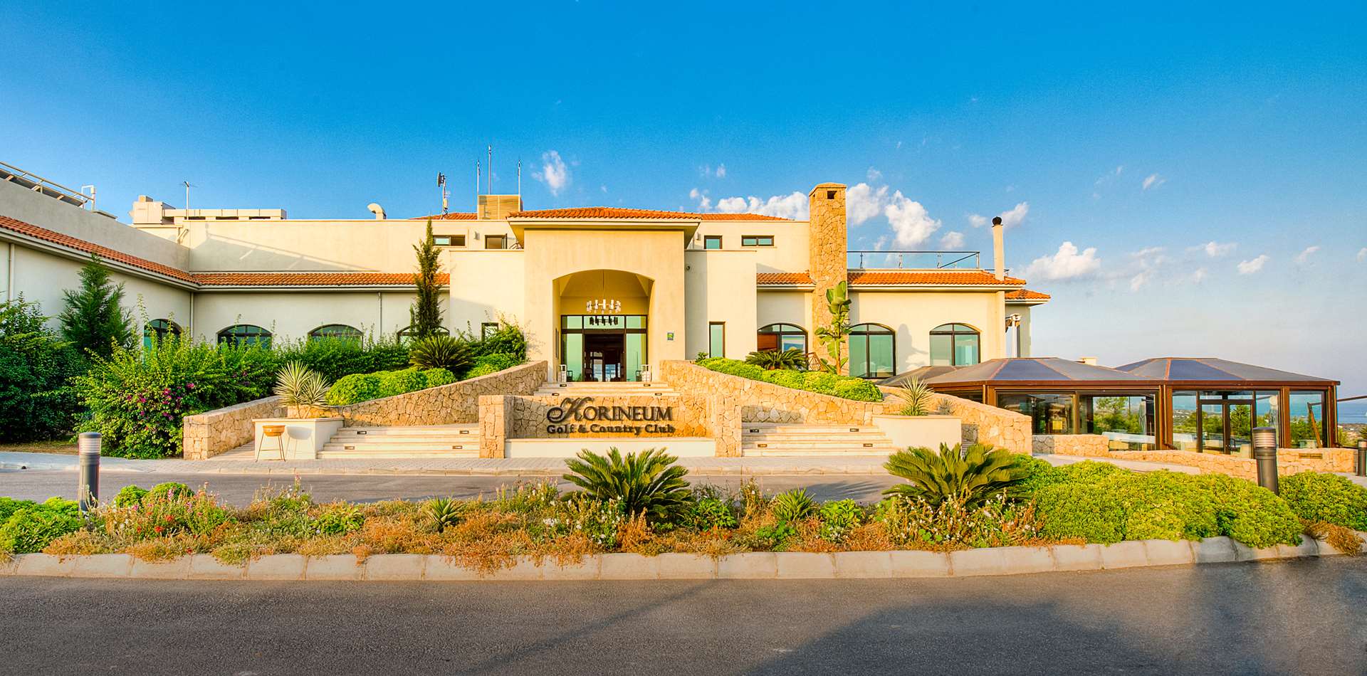 Akademia Golfa Dariusza Pejasa w Korineum Golf Resort